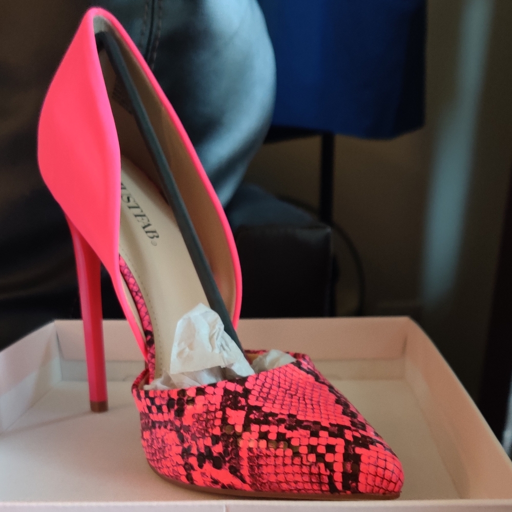 High heels all day